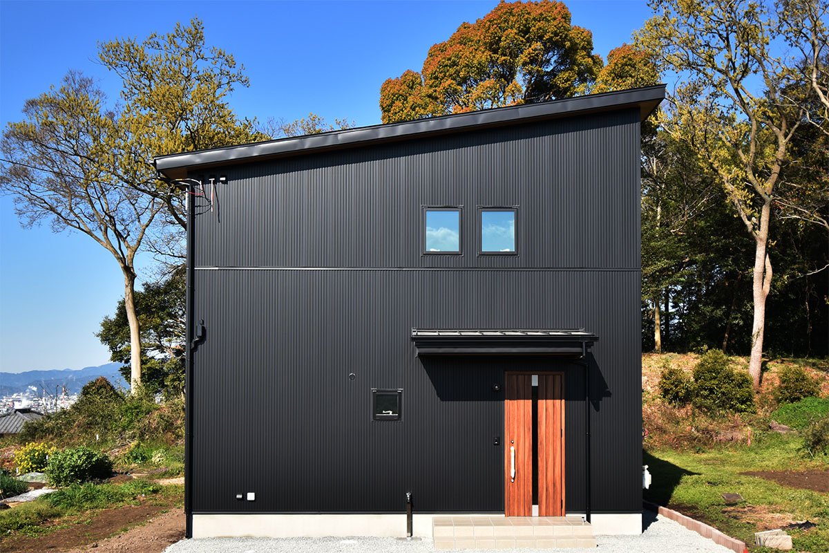 黒ガルバのパッシブデザインハウス